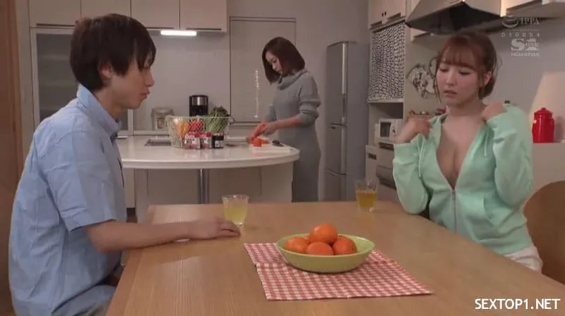 Người yêu của chị gái trúng độc đắc chịch em vợ yêu xinh như tiên